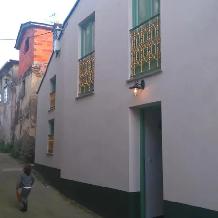Casa De Abaixo Lägenhet Rinlo